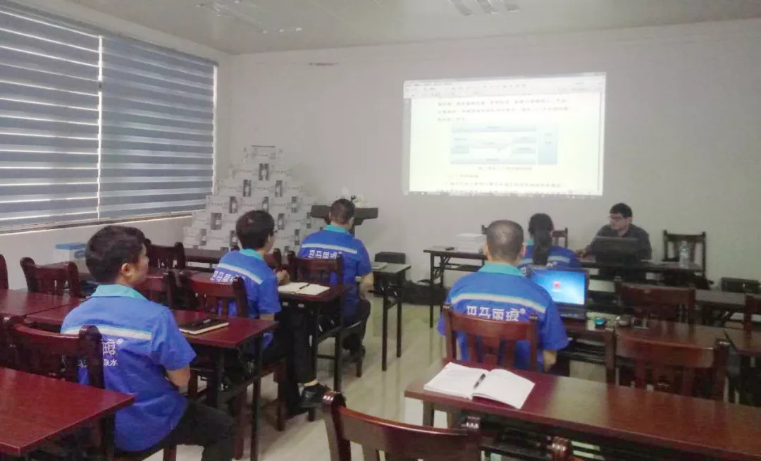 5bc99510b28a9.png 2.png